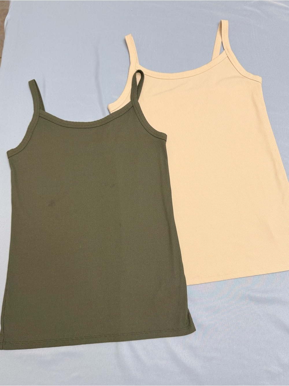 No Boundaries Ribbed Cami Tank Tops 2-Pack Olive Green & Cream Size M 8-10